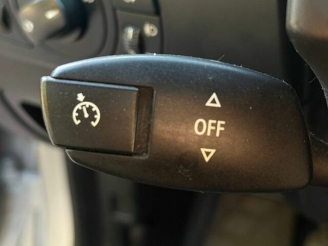 Серый БМВ 5 Серия, объемом двигателя 3 л и пробегом 350 тыс. км за 5700 $, фото 11 на Automoto.ua