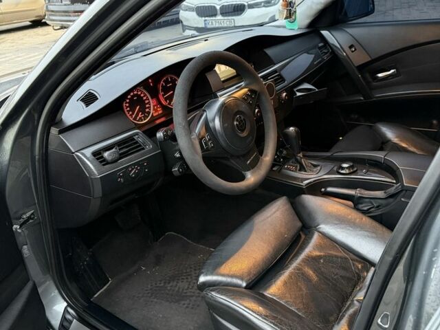 Серый БМВ 5 Серия, объемом двигателя 2.5 л и пробегом 400 тыс. км за 6800 $, фото 6 на Automoto.ua