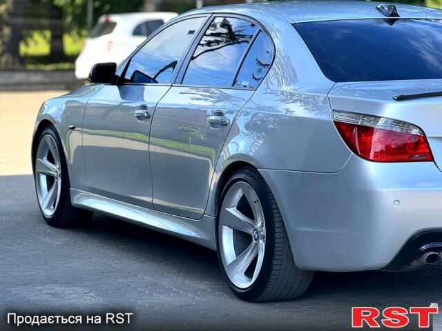 Серый БМВ 5 Серия, объемом двигателя 3 л и пробегом 336 тыс. км за 8700 $, фото 6 на Automoto.ua