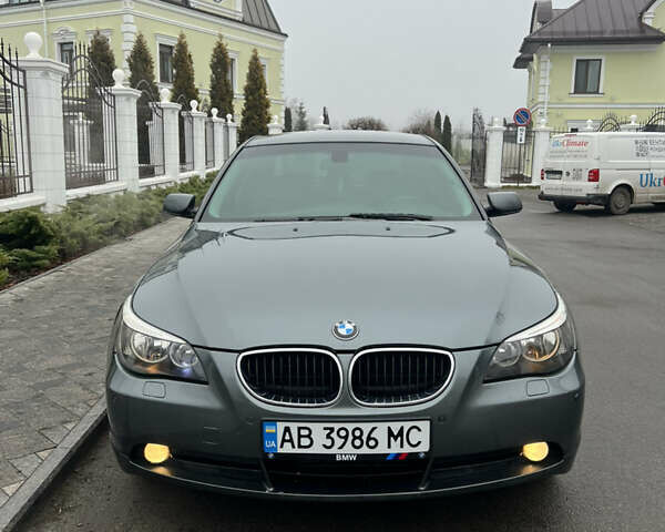 Серый БМВ 5 Серия, объемом двигателя 2.5 л и пробегом 336 тыс. км за 7300 $, фото 1 на Automoto.ua