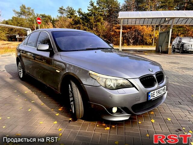 Серый БМВ 5 Серия, объемом двигателя 3 л и пробегом 245 тыс. км за 8500 $, фото 4 на Automoto.ua