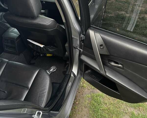 Серый БМВ 5 Серия, объемом двигателя 3 л и пробегом 510 тыс. км за 7300 $, фото 8 на Automoto.ua