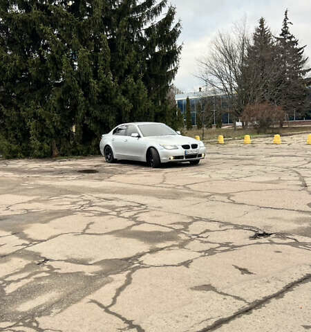 Серый БМВ 5 Серия, объемом двигателя 2.99 л и пробегом 300 тыс. км за 9000 $, фото 20 на Automoto.ua