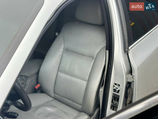 Сірий БМВ 5 Серія, об'ємом двигуна 3 л та пробігом 341 тис. км за 8300 $, фото 11 на Automoto.ua