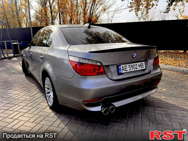 Серый БМВ 5 Серия, объемом двигателя 3 л и пробегом 245 тыс. км за 8500 $, фото 2 на Automoto.ua