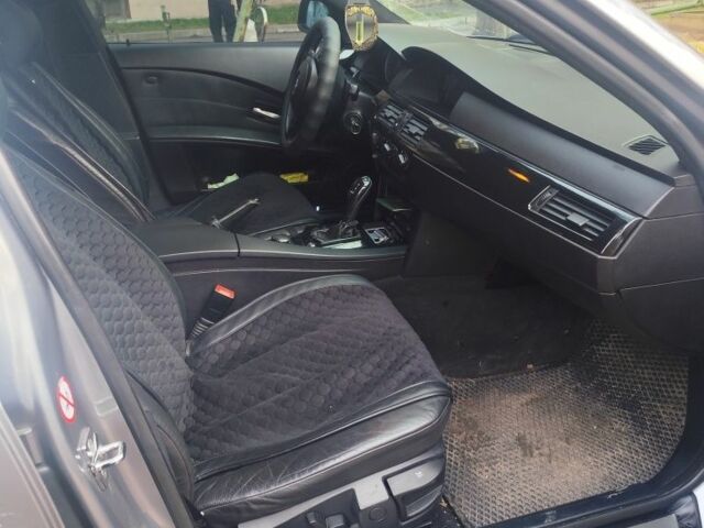 Серый БМВ 5 Серия, объемом двигателя 3 л и пробегом 387 тыс. км за 6400 $, фото 3 на Automoto.ua