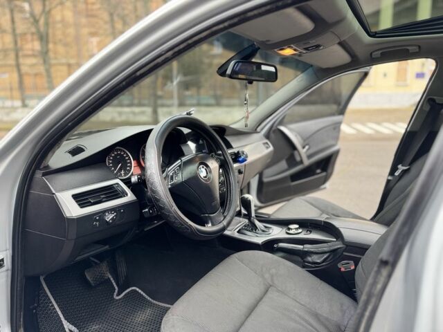 Серый БМВ 5 Серия, объемом двигателя 2.5 л и пробегом 287 тыс. км за 4400 $, фото 14 на Automoto.ua