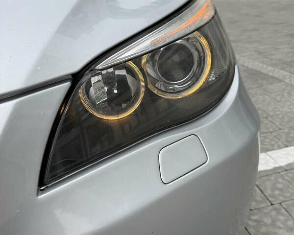 Сірий БМВ 5 Серія, об'ємом двигуна 3 л та пробігом 330 тис. км за 9400 $, фото 6 на Automoto.ua