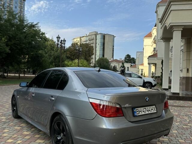 Серый БМВ 5 Серия, объемом двигателя 4.5 л и пробегом 260 тыс. км за 9500 $, фото 7 на Automoto.ua