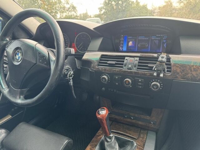 Серый БМВ 5 Серия, объемом двигателя 2.2 л и пробегом 1 тыс. км за 7200 $, фото 6 на Automoto.ua