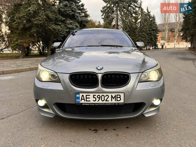 Серый БМВ 5 Серия, объемом двигателя 3 л и пробегом 245 тыс. км за 8400 $, фото 5 на Automoto.ua