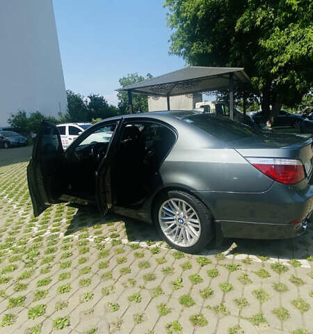 Серый БМВ 5 Серия, объемом двигателя 2.5 л и пробегом 324 тыс. км за 8500 $, фото 7 на Automoto.ua