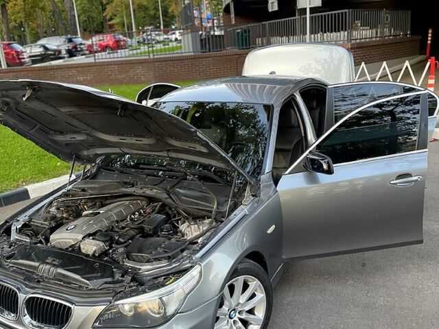 Серый БМВ 5 Серия, объемом двигателя 2.5 л и пробегом 357 тыс. км за 7700 $, фото 12 на Automoto.ua