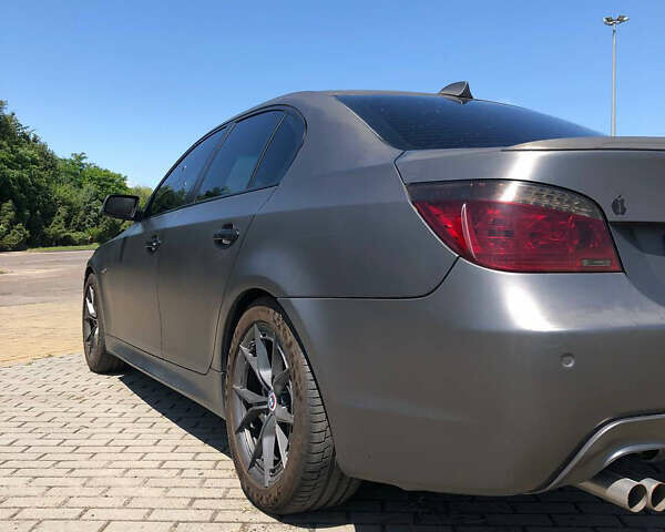 Сірий БМВ 5 Серія, об'ємом двигуна 3 л та пробігом 357 тис. км за 5700 $, фото 9 на Automoto.ua