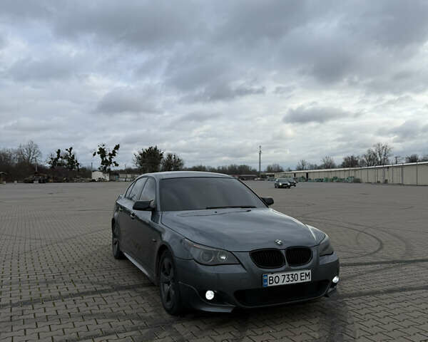 Серый БМВ 5 Серия, объемом двигателя 2.99 л и пробегом 399 тыс. км за 8850 $, фото 5 на Automoto.ua