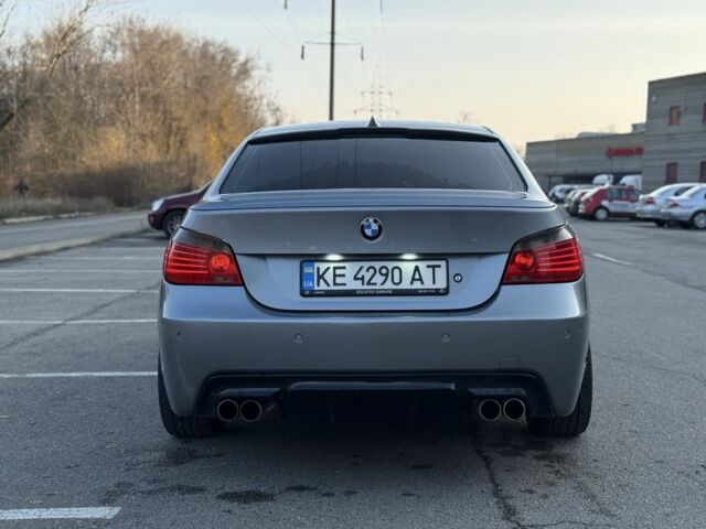 Серый БМВ 5 Серия, объемом двигателя 3 л и пробегом 347 тыс. км за 8700 $, фото 10 на Automoto.ua