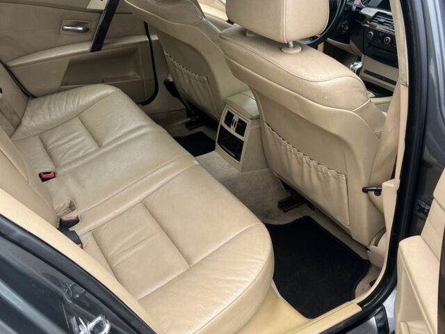 Сірий БМВ 5 Серія, об'ємом двигуна 3 л та пробігом 270 тис. км за 4200 $, фото 10 на Automoto.ua