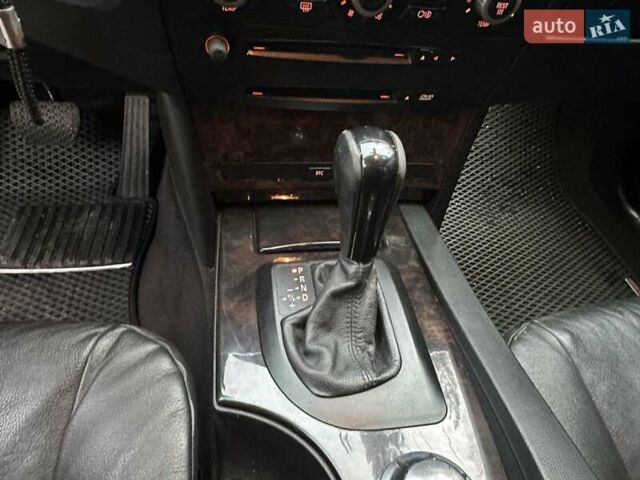 Серый БМВ 5 Серия, объемом двигателя 2.99 л и пробегом 370 тыс. км за 8750 $, фото 8 на Automoto.ua