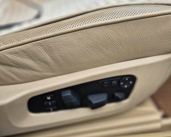 Серый БМВ 5 Серия, объемом двигателя 2.5 л и пробегом 251 тыс. км за 8500 $, фото 18 на Automoto.ua