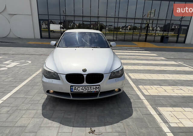 Серый БМВ 5 Серия, объемом двигателя 2.2 л и пробегом 325 тыс. км за 6000 $, фото 11 на Automoto.ua