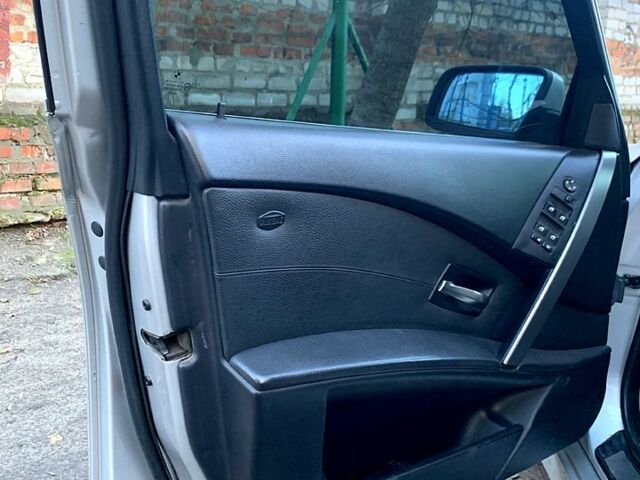 Сірий БМВ 5 Серія, об'ємом двигуна 25 л та пробігом 580 тис. км за 8000 $, фото 12 на Automoto.ua