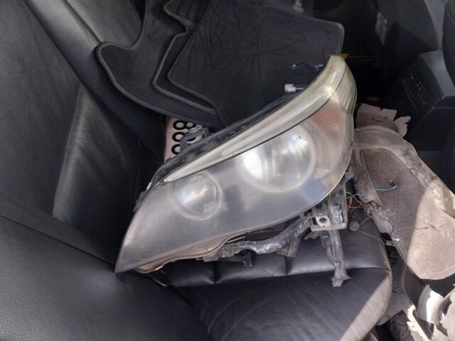 Серый БМВ 5 Серия, объемом двигателя 2.5 л и пробегом 250 тыс. км за 3700 $, фото 4 на Automoto.ua