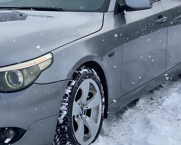 Серый БМВ 5 Серия, объемом двигателя 2 л и пробегом 320 тыс. км за 6999 $, фото 3 на Automoto.ua