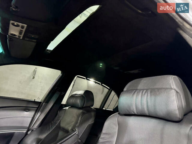 Серый БМВ 5 Серия, объемом двигателя 3 л и пробегом 254 тыс. км за 11500 $, фото 10 на Automoto.ua