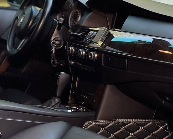 Серый БМВ 5 Серия, объемом двигателя 3 л и пробегом 254 тыс. км за 11500 $, фото 23 на Automoto.ua