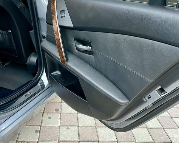 Сірий БМВ 5 Серія, об'ємом двигуна 2 л та пробігом 345 тис. км за 7200 $, фото 24 на Automoto.ua