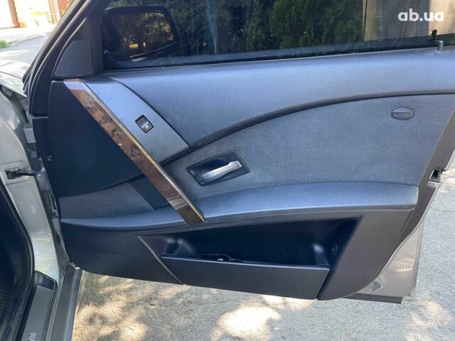 Сірий БМВ 5 Серія, об'ємом двигуна 3 л та пробігом 448 тис. км за 8490 $, фото 23 на Automoto.ua