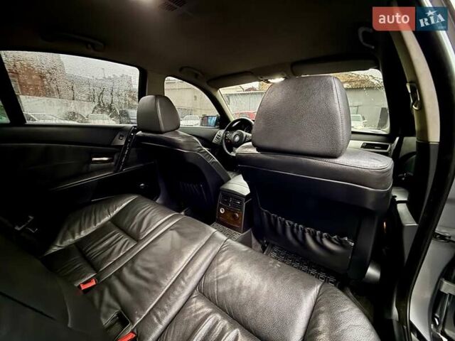 Сірий БМВ 5 Серія, об'ємом двигуна 2.5 л та пробігом 247 тис. км за 6550 $, фото 22 на Automoto.ua