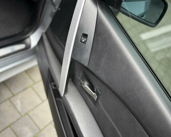 Серый БМВ 5 Серия, объемом двигателя 2.99 л и пробегом 444 тыс. км за 9500 $, фото 35 на Automoto.ua