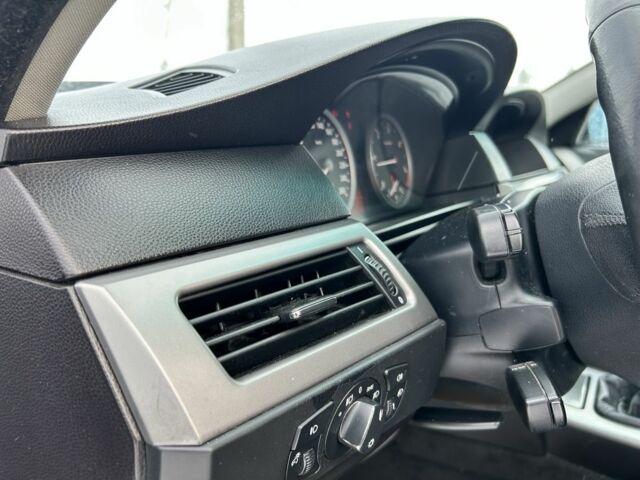 Сірий БМВ 5 Серія, об'ємом двигуна 2 л та пробігом 390 тис. км за 6999 $, фото 21 на Automoto.ua