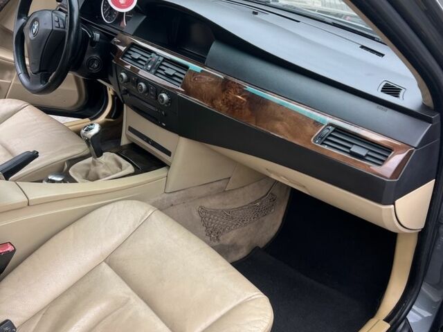 Сірий БМВ 5 Серія, об'ємом двигуна 3 л та пробігом 270 тис. км за 4200 $, фото 8 на Automoto.ua
