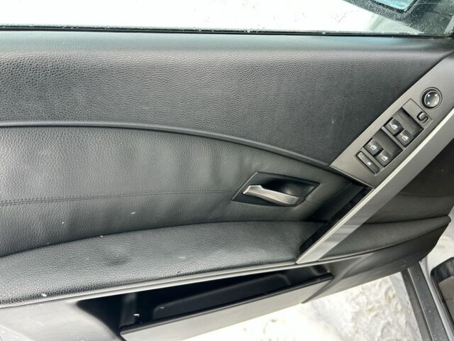 Сірий БМВ 5 Серія, об'ємом двигуна 2 л та пробігом 390 тис. км за 6999 $, фото 22 на Automoto.ua