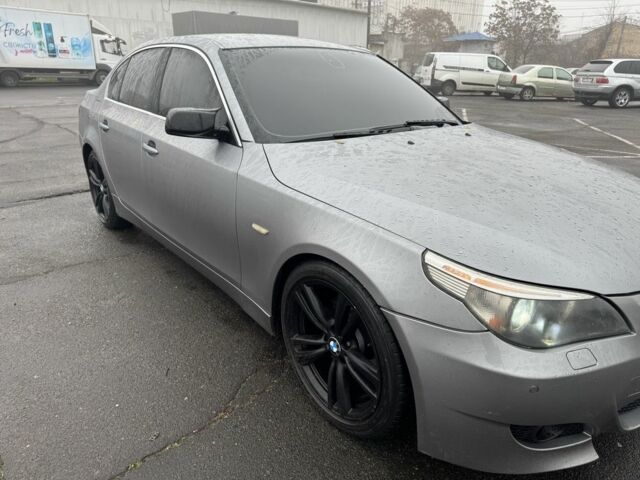 Серый БМВ 5 Серия, объемом двигателя 2.5 л и пробегом 227 тыс. км за 7000 $, фото 3 на Automoto.ua