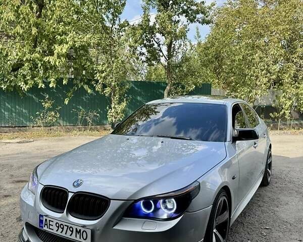 Серый БМВ 5 Серия, объемом двигателя 3 л и пробегом 254 тыс. км за 11500 $, фото 27 на Automoto.ua