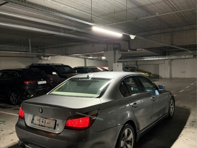 Серый БМВ 5 Серия, объемом двигателя 3 л и пробегом 420 тыс. км за 3850 $, фото 5 на Automoto.ua