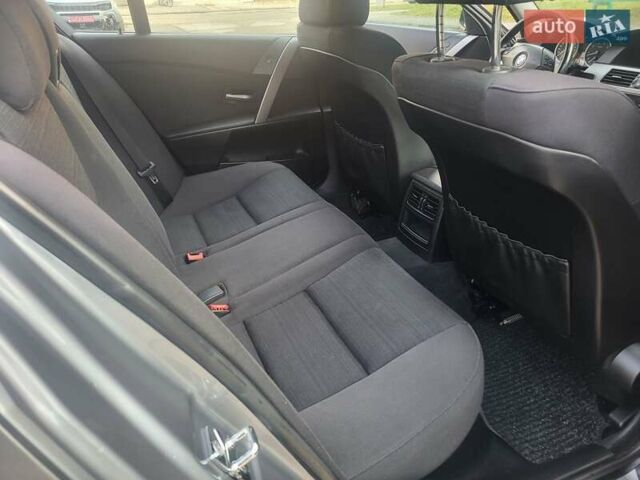 Сірий БМВ 5 Серія, об'ємом двигуна 2.5 л та пробігом 251 тис. км за 7200 $, фото 23 на Automoto.ua