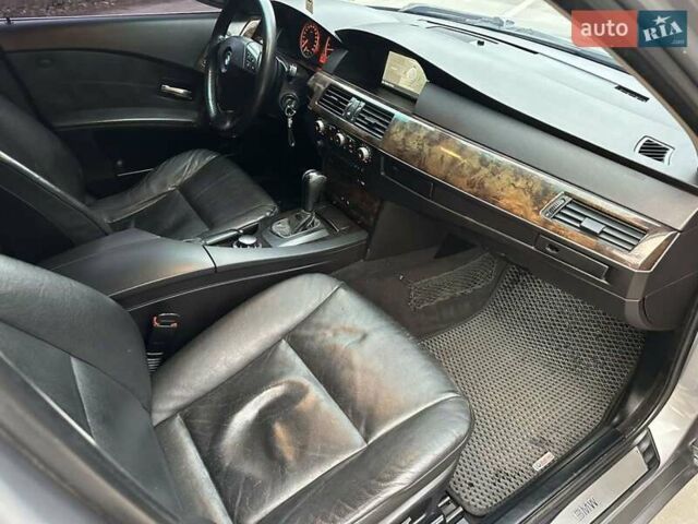 Серый БМВ 5 Серия, объемом двигателя 2.99 л и пробегом 370 тыс. км за 8750 $, фото 6 на Automoto.ua