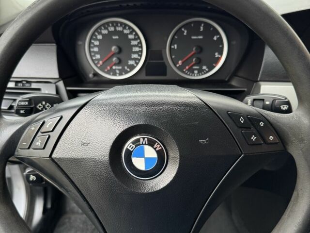 Сірий БМВ 5 Серія, об'ємом двигуна 2.5 л та пробігом 250 тис. км за 3900 $, фото 7 на Automoto.ua