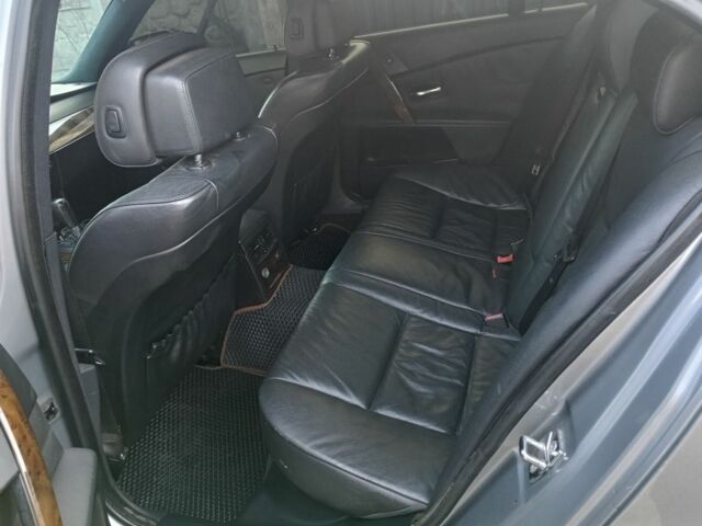 Серый БМВ 5 Серия, объемом двигателя 3 л и пробегом 480 тыс. км за 7900 $, фото 10 на Automoto.ua