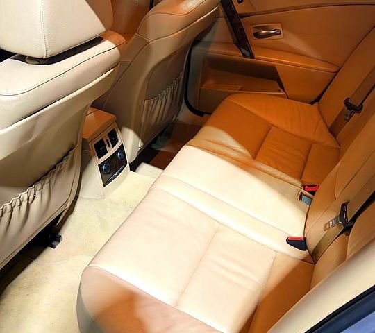 Серый БМВ 5 Серия, объемом двигателя 3 л и пробегом 220 тыс. км за 7300 $, фото 4 на Automoto.ua