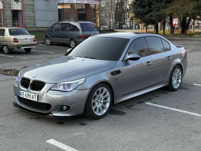 Серый БМВ 5 Серия, объемом двигателя 3 л и пробегом 347 тыс. км за 8700 $, фото 14 на Automoto.ua