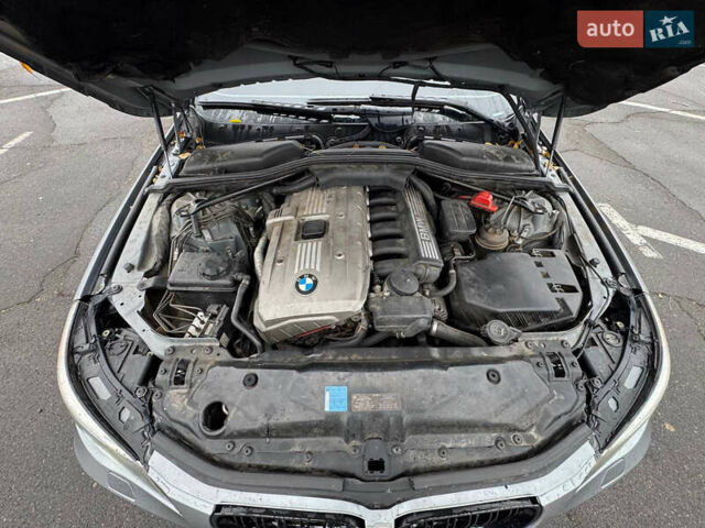 Серый БМВ 5 Серия, объемом двигателя 2.5 л и пробегом 227 тыс. км за 7000 $, фото 18 на Automoto.ua