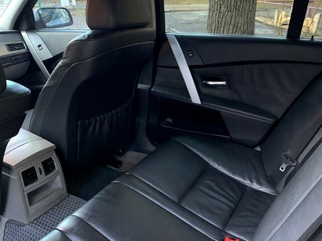 Сірий БМВ 5 Серія, об'ємом двигуна 25 л та пробігом 580 тис. км за 8000 $, фото 11 на Automoto.ua