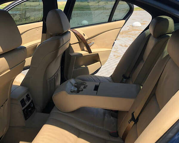 Сірий БМВ 5 Серія, об'ємом двигуна 3 л та пробігом 357 тис. км за 5700 $, фото 33 на Automoto.ua