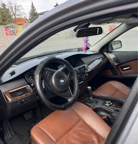 Серый БМВ 5 Серия, объемом двигателя 3 л и пробегом 350 тыс. км за 4900 $, фото 3 на Automoto.ua