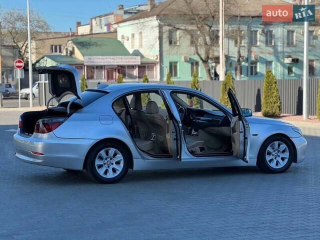 Серый БМВ 5 Серия, объемом двигателя 2.5 л и пробегом 297 тыс. км за 6900 $, фото 28 на Automoto.ua